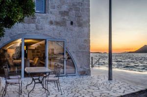 Fantastic Seafront Villa 4 Bedrooms Villa Samostan Prestige Stunning