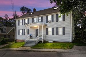 Downtown Amesbury 15 Mins to Beach