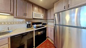 Comfortable 4 Bedroom Condo