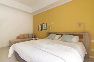 Papiniano by Wynwood House