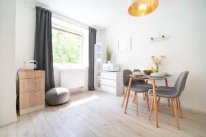 Forest retreat apartino - u lesa, parkování zdarma, Starlink 250 Mbs, terasa & grill, soukromé ohniště, nespresso, netflix