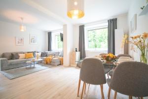 Forest retreat apartino - u lesa, parkování zdarma, Starlink 250 Mbs, terasa & grill, soukromé ohniště, nespresso, netflix