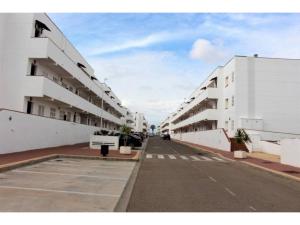 Precioso bajo en El Toyo