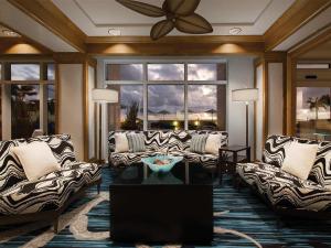 Marriotts BeachPlace Towers 1BR Apartment with Resort Access