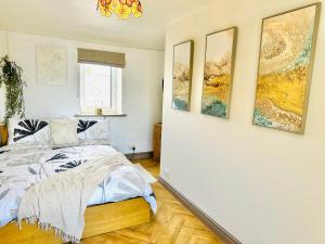 Muddy Boots-Arcade Royale