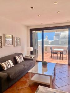 Chic Resort Feel - Oceanfront, Heated Pool