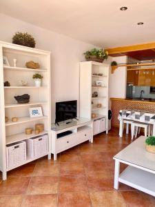 Chic Resort Feel - Oceanfront, Heated Pool