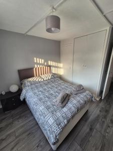 Self-contained 1 bedroom flat