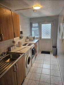 Self-contained 1 bedroom flat