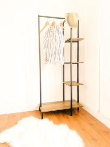 Modern 2Bed Garden Apartment in Heart of Penarth