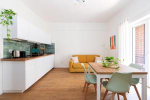 PachamamaHouse - By Main Station