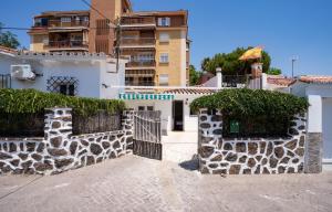 Malaga Casita - Walkable to Beach