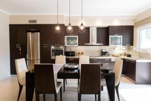 Marys Modern and Elegant apartment