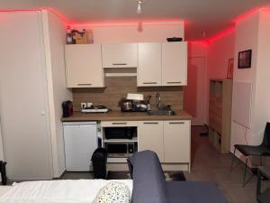 Appartements Studio 5 minutes RER A : photos des chambres