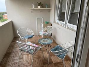 Modern apartment in Zadar with three bedrooms and balcony - TA Leut Agency