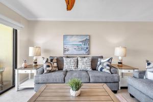 Lands End 11-306 Beach Front - Premier