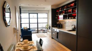 London Iconic View Retreat