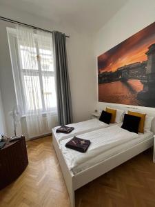 MillionRosesVintage ApartmanHotel Váci street FREE AIRCONDITIONER AND COFFEE