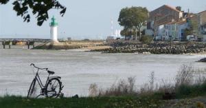 MAISON AVEC JARDIN - 2 logements et entrées distincts et indépendantes