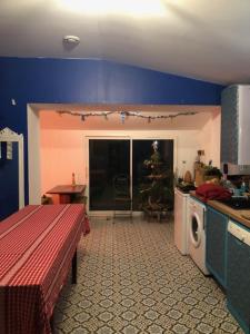 Maisons de vacances MAISON AVEC JARDIN - 2 logements et entrees distincts et independantes : photos des chambres