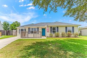 Screened Porch, Firepit, Patio! Peaceful in Pooler