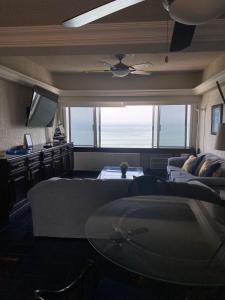 Departamento en Mazatlan zona dorada a PIE DE PLAYA