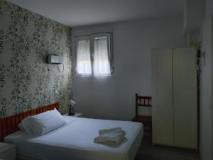 Apartamento y Habitaciones El Colmenar