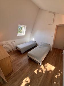 Villas Superbe Maison Mesquer 200 metres plage 11 pers : photos des chambres