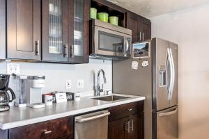 Family Friendly, Unbeatable Location near Main Street, 12 Min Walk to Base