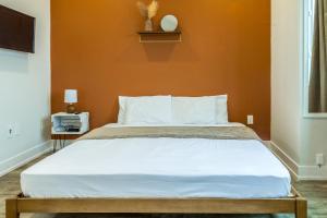 3BR3Bath Home with King Beds Sleeps 8