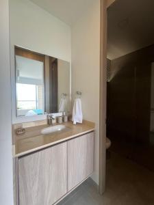 New luxury oceanfront apartment in the Colombian Caribbean, Floor 21 Santa Marta