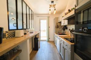 Beautiful apartment located 5 min from the beaches