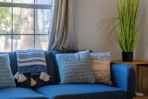 Moon River Home with Fire Pit Near Savannah Sites