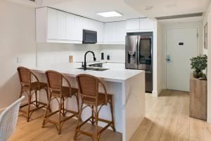 Studio at Roney Palace - 329