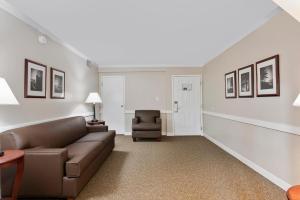 Top Floor Deluxe Suite Bay View