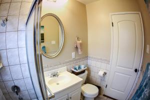 Wonderful 4 Bedroom 3 Bath Pool Home 34 Mile To Disney