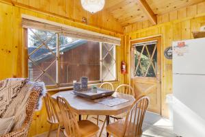 Sunny bear cabin #1970