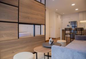 Majestic 1BR with Balcony in Miraflores