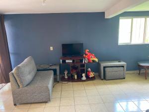 "Casa San Miguel" Alberca privada, jardín, wifi, proyector,asador a 15 min de Cuautla en Morelos