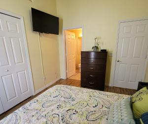 8056 Indian Creek Blvd