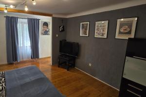 Apartments by the sea Veli Losinj, Losinj - 19196