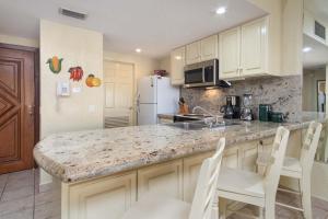 A Reef Intermission Ground Floor Oceanfront