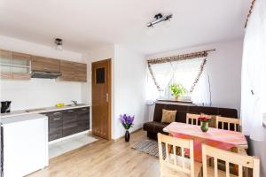 pokoje wypoczynkowe "Róża"