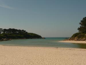 Maisons de vacances House in Brittany with Stunning Sea View, cleaning included : Maison de Vacances 2 Chambres