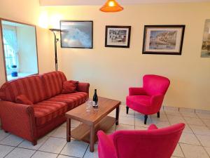 Maisons de vacances House in Brittany with Stunning Sea View, cleaning included : photos des chambres