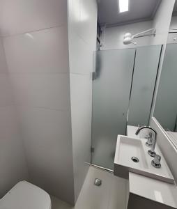 Incrível Apto na quadra da praia em Santos