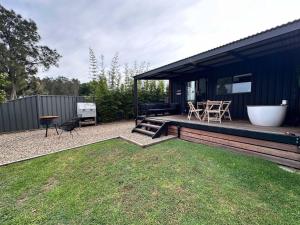 Cudgeree Tiny for Two