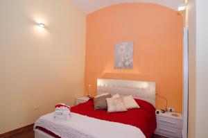 Deluxe Double Room (2 Adults + 1 Child)
