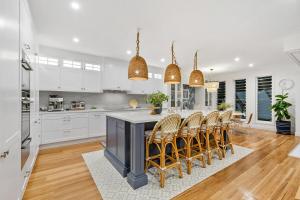 Coastal Luxe - Hampton inspired