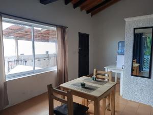 Casita Vista al mar cerca del malecón